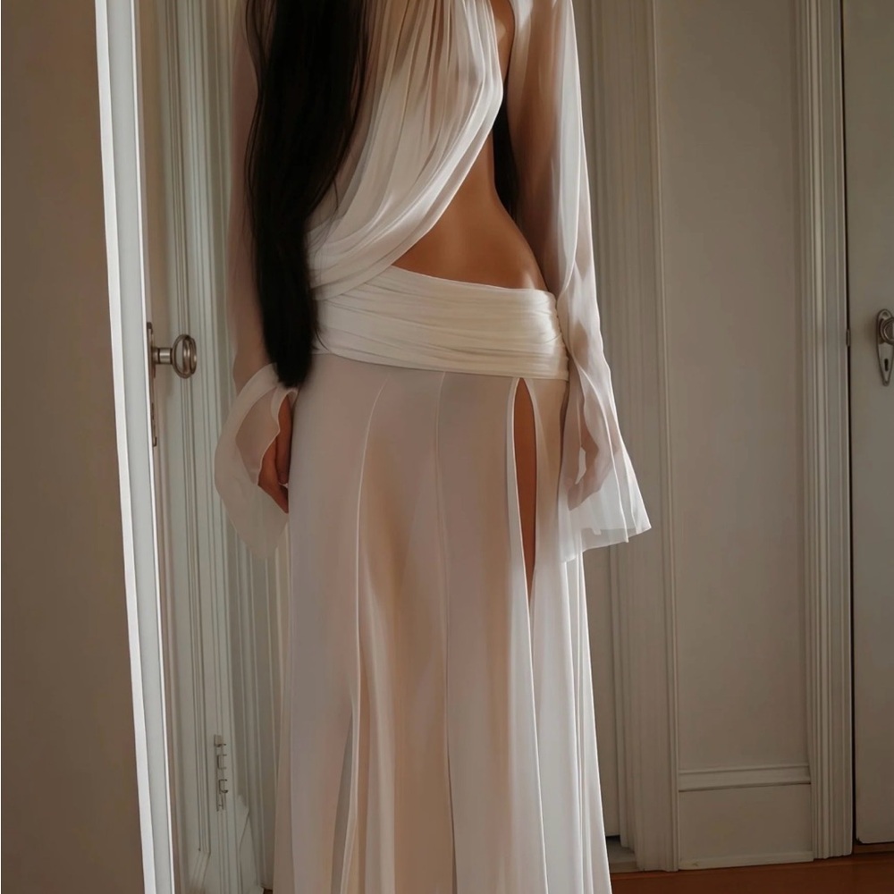 NWT Miss Rosier Guiseppina White Cut-Out High Neck Set with Maxi Skirt - Picture 3 of 9